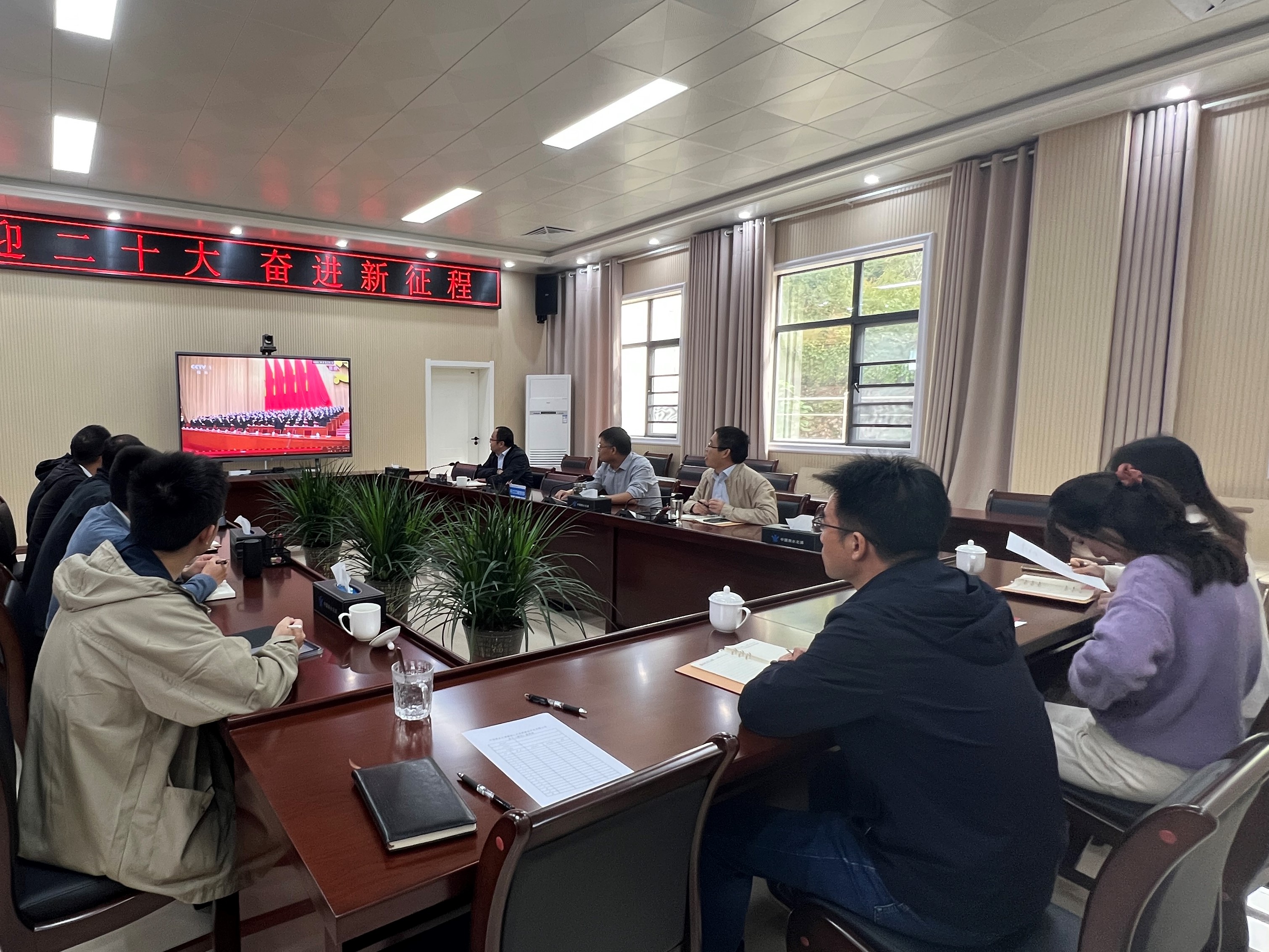 19428fbdaaf219a5e6c254c669fb2f3.jpg 19428fbdaaf219a5e6c254c669fb2f3.jpg